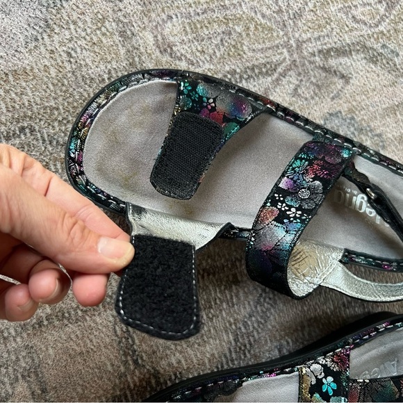 Alegria Verona Colorful Floral Sandals Black Boho Comfort Leather 7 Slip Hippie - Picture 4 of 13